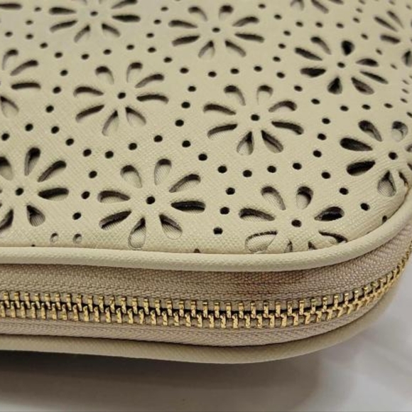 Kate Spade Mandy Perforated - Picture 7 of 12